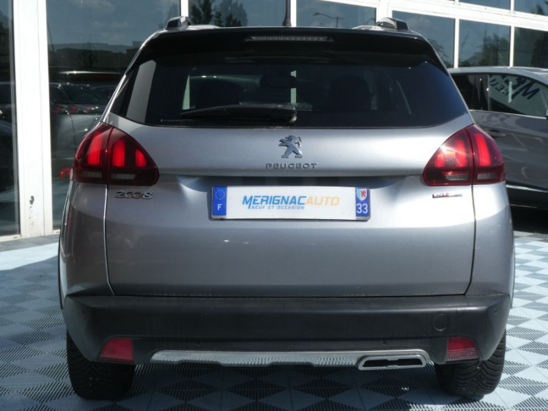 Photo 10 de l'offre de PEUGEOT 2008 1.2 PureTech 110 BVM6 Ph.2 GT LINE TOIT Pano Grip Control à 10450€ chez Mérignac auto