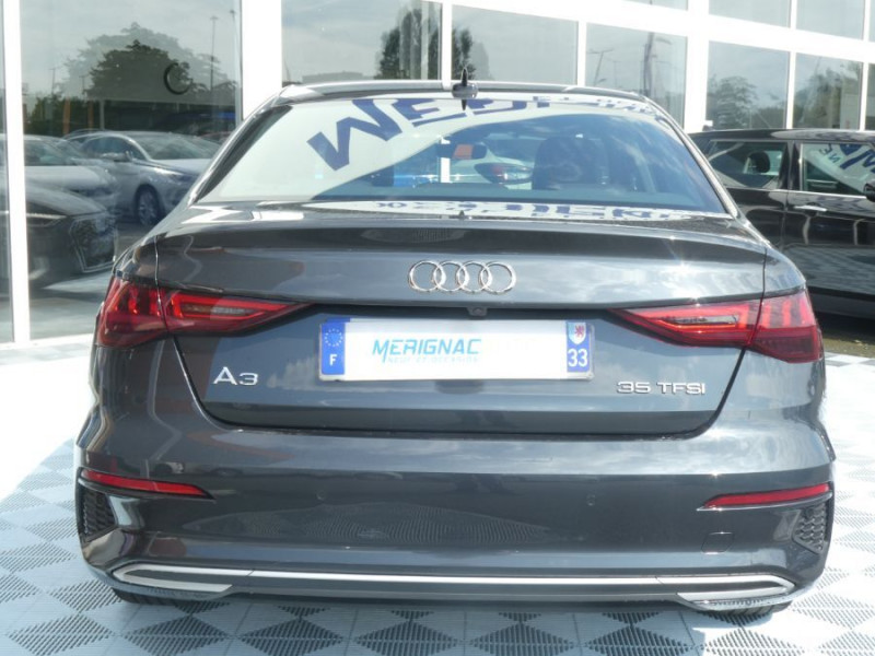 Photo 10 de l'offre de AUDI A3 BERLINE IV SPORTBACK 35 TFSI 150 S Tronic 7 4P DESIGN LUXE CUIR Camera ACC à 27950€ chez Mérignac auto
