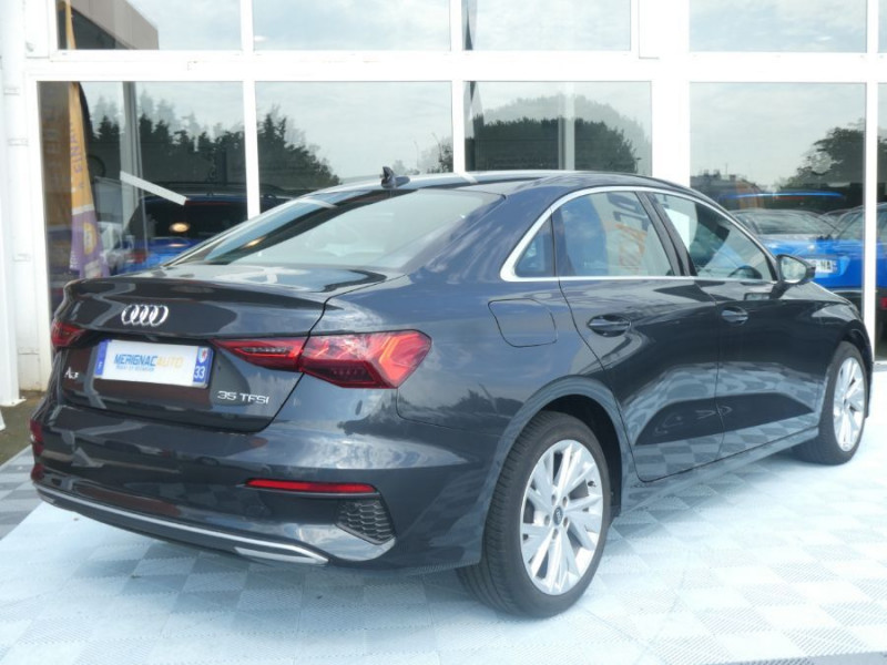 Photo 2 de l'offre de AUDI A3 BERLINE IV SPORTBACK 35 TFSI 150 S Tronic 7 4P DESIGN LUXE CUIR Camera ACC à 27950€ chez Mérignac auto