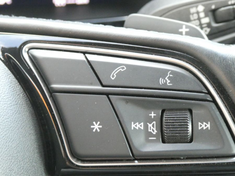 Photo 34 de l'offre de AUDI A3 BERLINE IV SPORTBACK 35 TFSI 150 S Tronic 7 4P DESIGN LUXE CUIR Camera ACC à 27950€ chez Mérignac auto