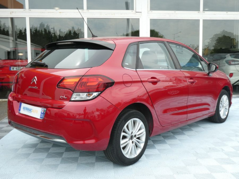 Photo 3 de l'offre de CITROEN C4 1.2 PureTech 110 FEEL CLIM Auto Radar Bluetooth à 8950€ chez Mérignac auto