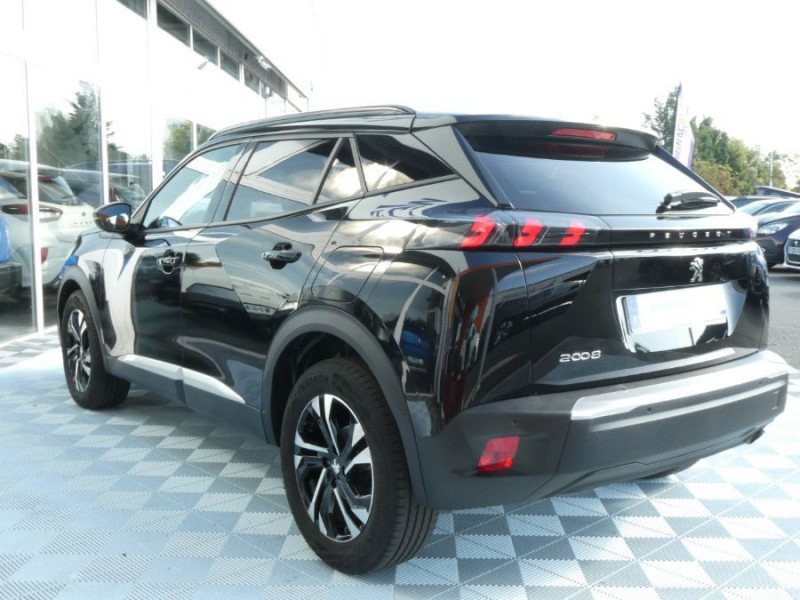 Photo 24 de l'offre de PEUGEOT 2008 II 1.2 PureTech 100 BVM6 ALLURE GPS à 16890€ chez Mérignac auto