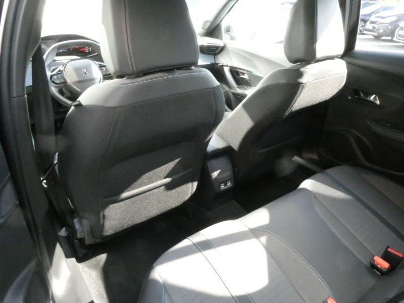 Photo 16 de l'offre de PEUGEOT 2008 II 1.2 PureTech 100 BVM6 ALLURE GPS à 16890€ chez Mérignac auto