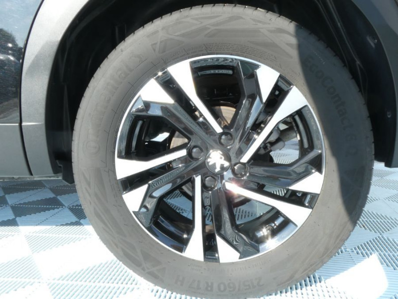 Photo 22 de l'offre de PEUGEOT 2008 II 1.2 PureTech 100 BVM6 ALLURE GPS à 16890€ chez Mérignac auto