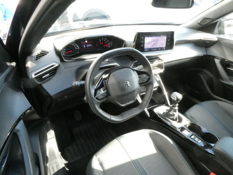 Photo 13 de l'offre de PEUGEOT 2008 II 1.2 PureTech 100 BVM6 ALLURE GPS à 16890€ chez Mérignac auto