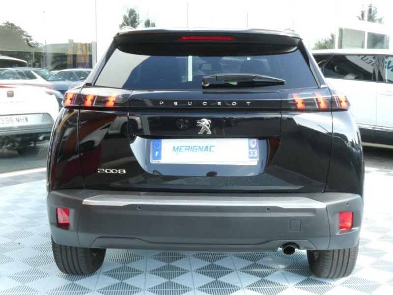 Photo 10 de l'offre de PEUGEOT 2008 II 1.2 PureTech 100 BVM6 ALLURE GPS à 16890€ chez Mérignac auto