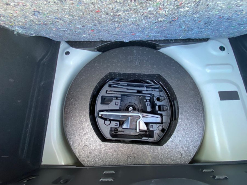 Photo 11 de l'offre de CITROEN C3 III NEW 1.2 PureTech 83 FEEL BUSINESS GPS Clim Auto Radar RER LED à 10690€ chez Mérignac auto