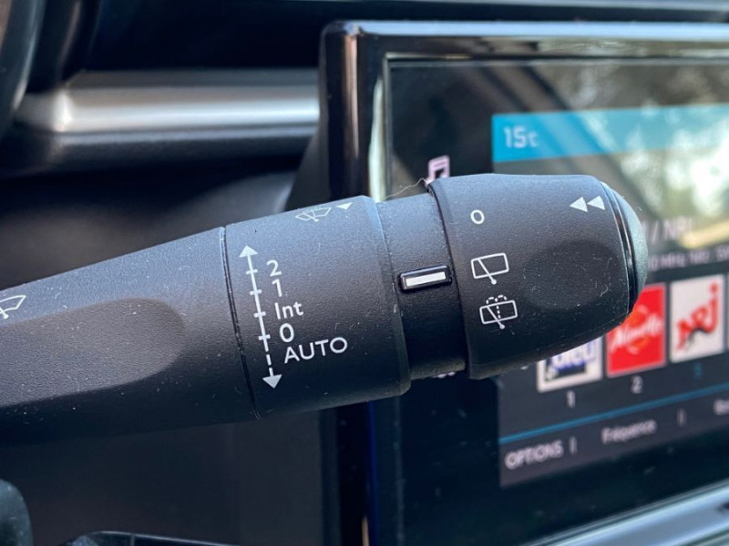 Photo 23 de l'offre de CITROEN C3 III NEW 1.2 PureTech 83 FEEL BUSINESS GPS Clim Auto Radar RER LED à 10690€ chez Mérignac auto