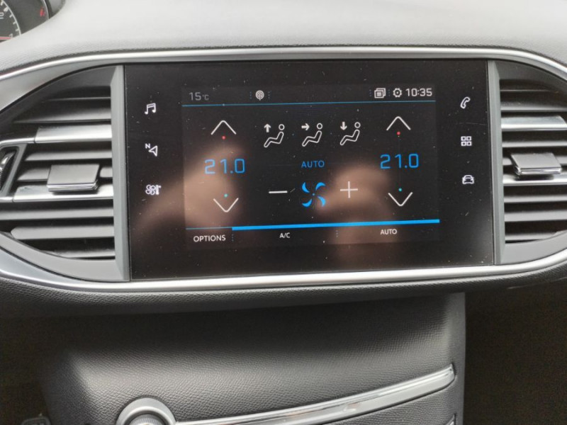 Photo 12 de l'offre de PEUGEOT 308 1.2 PureTech 130 BVM6 ALLURE GPS Camera JA17 à 12450€ chez Mérignac auto