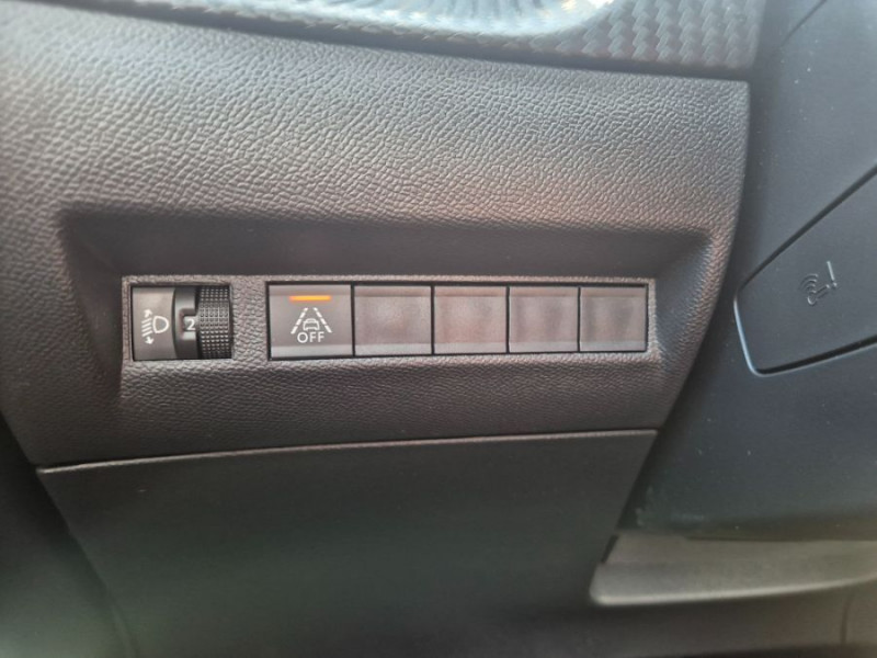 Photo 27 de l'offre de PEUGEOT 2008 II 1.2 PureTech 100 BVM6 ALLURE GPS Camera AB SC à 16450€ chez Mérignac auto