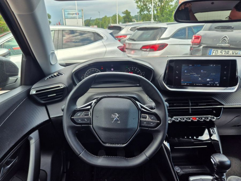 Photo 5 de l'offre de PEUGEOT 2008 II 1.2 PureTech 100 BVM6 ALLURE GPS Camera AB SC à 16450€ chez Mérignac auto