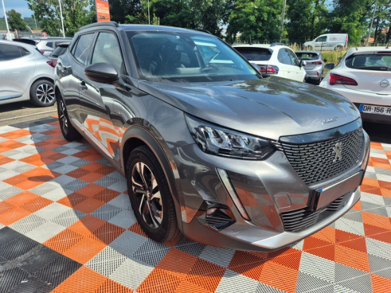 Photo 2 de l'offre de PEUGEOT 2008 II 1.2 PureTech 100 BVM6 ALLURE GPS Camera AB SC à 16450€ chez Mérignac auto