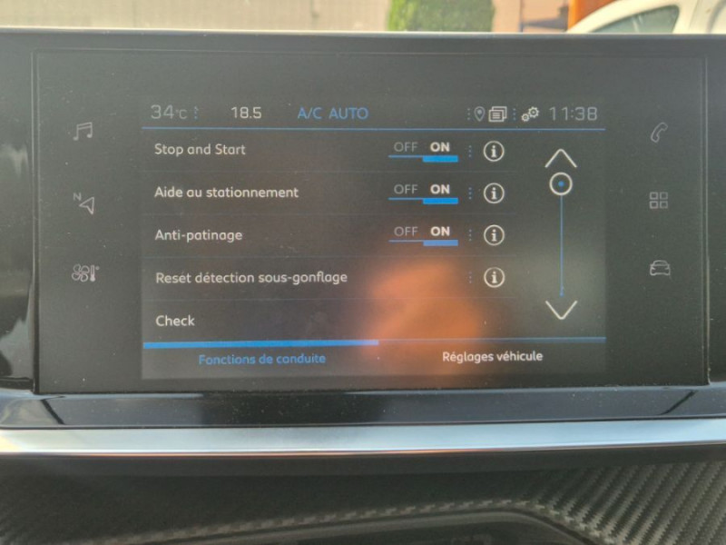 Photo 33 de l'offre de PEUGEOT 2008 II 1.2 PureTech 100 BVM6 ALLURE GPS Camera AB SC à 16450€ chez Mérignac auto
