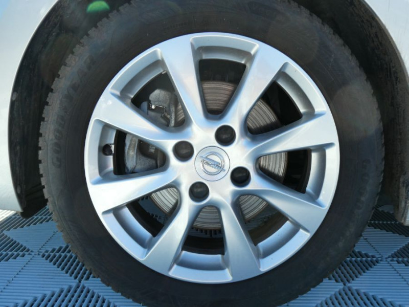 Photo 15 de l'offre de OPEL CORSA VI 1.5 Diesel 100 BVM6 EDITION BUSINESS GPS Radar JA16p à 15950€ chez Mérignac auto