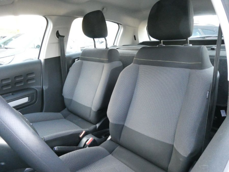 Photo 17 de l'offre de CITROEN C3 Société NEW 1.5 BlueHDi 100 BVM6 FEEL NAV Radar 2PL 8450€HT à 8450€ chez Mérignac auto