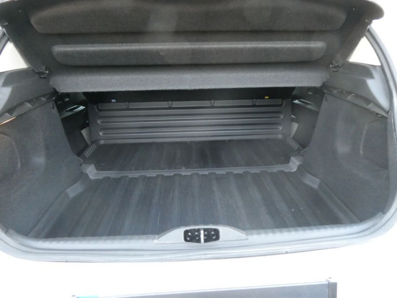 Photo 8 de l'offre de CITROEN C3 Société NEW 1.5 BlueHDi 100 BVM6 FEEL NAV Radar 2PL 8450€HT à 8450€ chez Mérignac auto