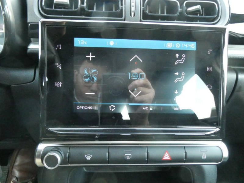 Photo 33 de l'offre de CITROEN C3 Société NEW 1.5 BlueHDi 100 BVM6 FEEL NAV Radar 2PL 8450€HT à 8450€ chez Mérignac auto