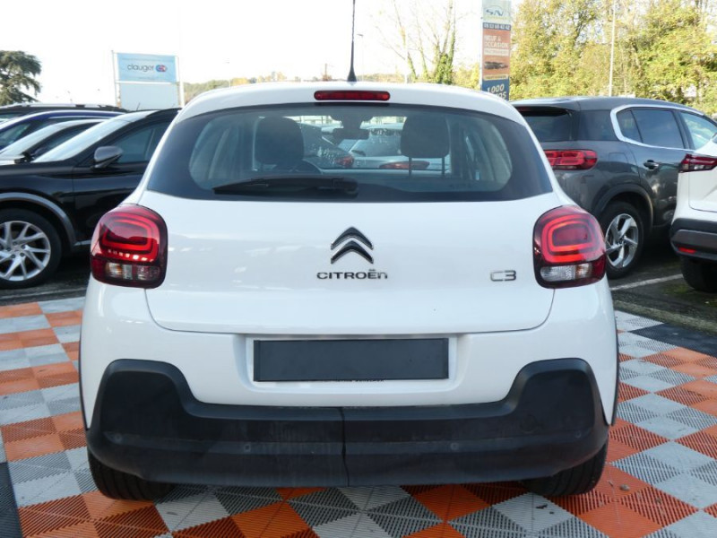 Photo 13 de l'offre de CITROEN C3 Société NEW 1.5 BlueHDi 100 BVM6 FEEL NAV Radar 2PL 8450€HT à 8450€ chez Mérignac auto