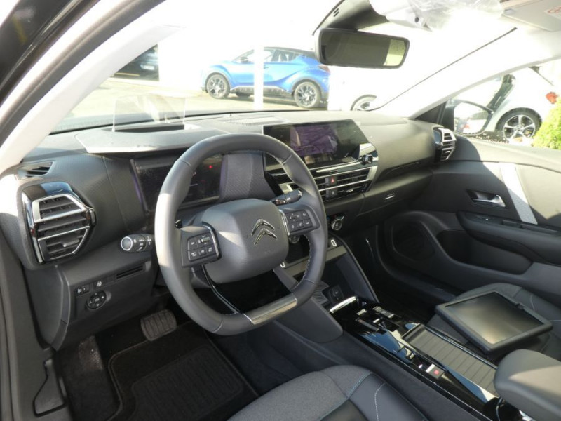 Photo 13 de l'offre de CITROEN C4 1.2 PureTech 130 EAT8 SHINE = 13100€ de Décôte à 19950€ chez Mérignac auto