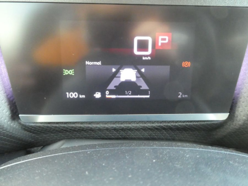 Photo 25 de l'offre de CITROEN C4 1.2 PureTech 130 EAT8 SHINE = 13100€ de Décôte à 19950€ chez Mérignac auto