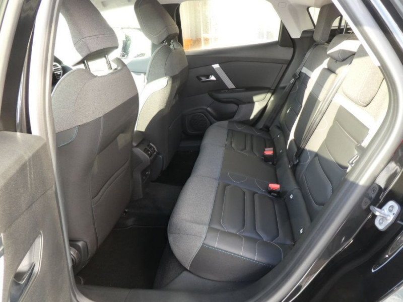 Photo 11 de l'offre de CITROEN C4 1.2 PureTech 130 EAT8 SHINE = 13100€ de Décôte à 19950€ chez Mérignac auto