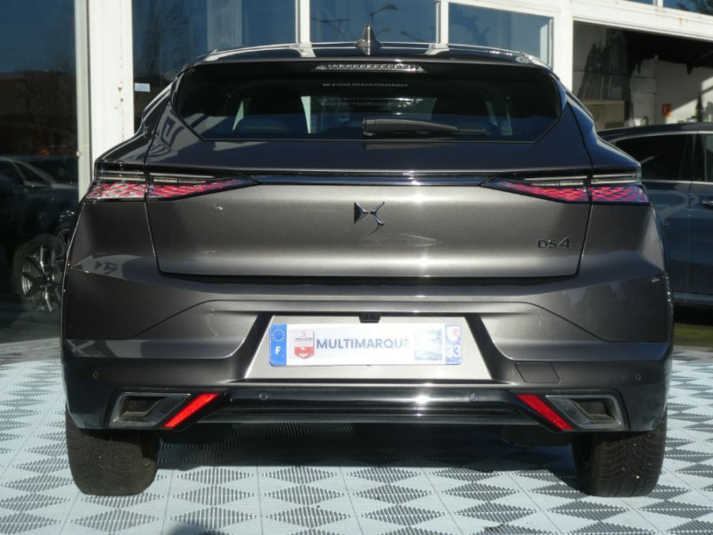 Photo 13 de l'offre de DS DS4 1.5 BlueHDi 130 EAT8 TROCADERO Toit Ouvrant Hayon EL. JA19 à 27470€ chez Mérignac auto