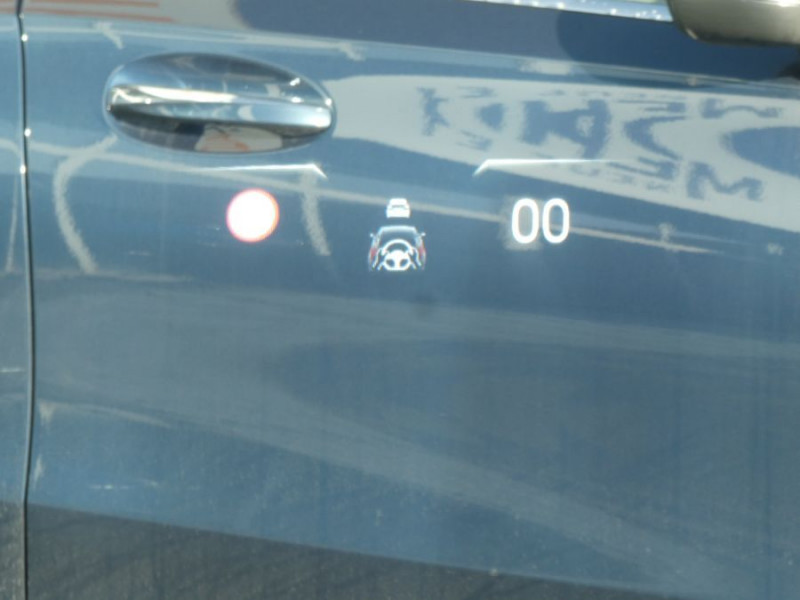 Photo 9 de l'offre de DS DS4 1.5 BlueHDi 130 EAT8 TROCADERO Toit Ouvrant Hayon EL. JA19 à 27470€ chez Mérignac auto