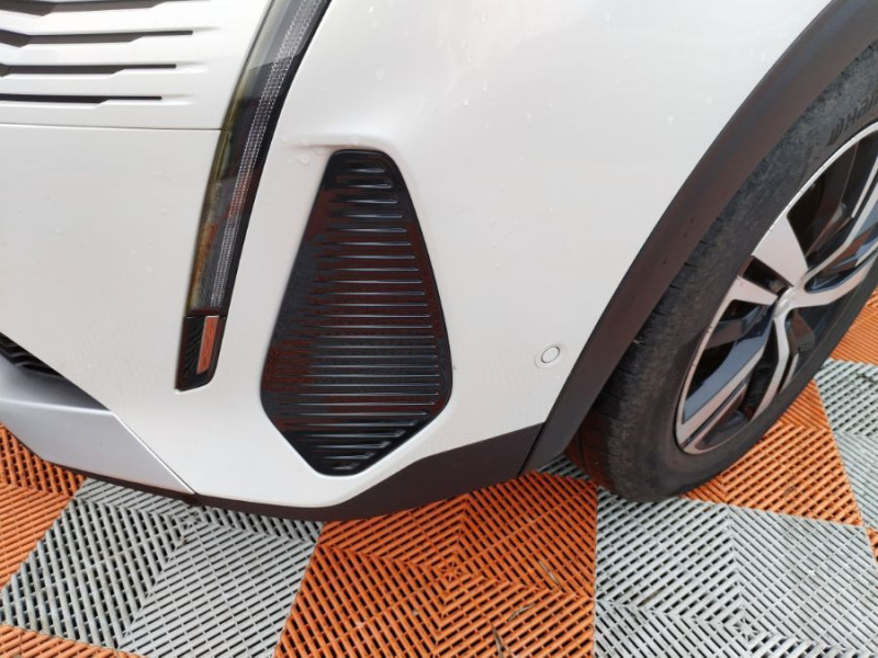 Photo 22 de l'offre de PEUGEOT 3008 II (2) New 1.6 HYBRID4 300 e-EAT8 GT Night Vision à 27450€ chez Mérignac auto