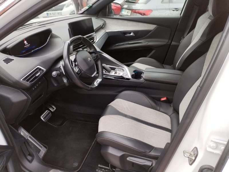 Photo 5 de l'offre de PEUGEOT 3008 II (2) New 1.6 HYBRID4 300 e-EAT8 GT Night Vision à 27450€ chez Mérignac auto