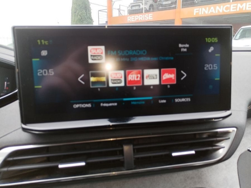 Photo 14 de l'offre de PEUGEOT 3008 II (2) New 1.6 HYBRID4 300 e-EAT8 GT Night Vision à 27450€ chez Mérignac auto