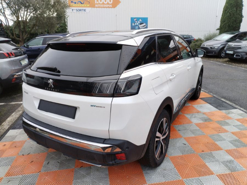 Photo 3 de l'offre de PEUGEOT 3008 II (2) New 1.6 HYBRID4 300 e-EAT8 GT Night Vision à 27450€ chez Mérignac auto