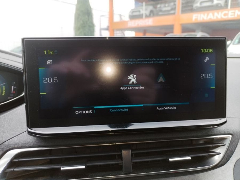 Photo 17 de l'offre de PEUGEOT 3008 II (2) New 1.6 HYBRID4 300 e-EAT8 GT Night Vision à 27450€ chez Mérignac auto