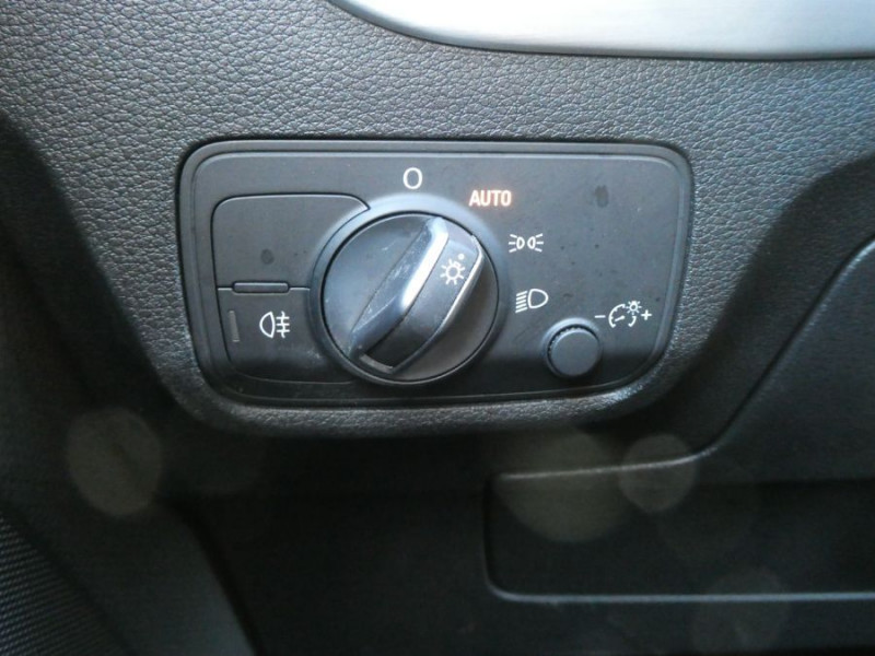 Photo 24 de l'offre de AUDI Q2 New 30 TFSI 110 BVM6 Pack S LINE Ext. JA18 Camera Key Less Gtie 04/29 à 29490€ chez Mérignac auto