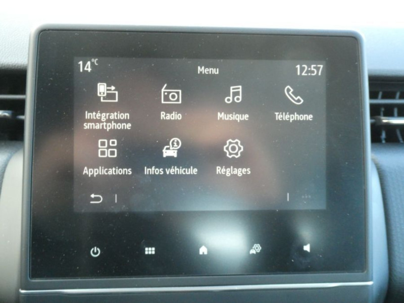 Photo 21 de l'offre de RENAULT CLIO V 1.6 E-TECH 140 BVA EQUILIBRE CarPlay 7" à 18890€ chez Mérignac auto