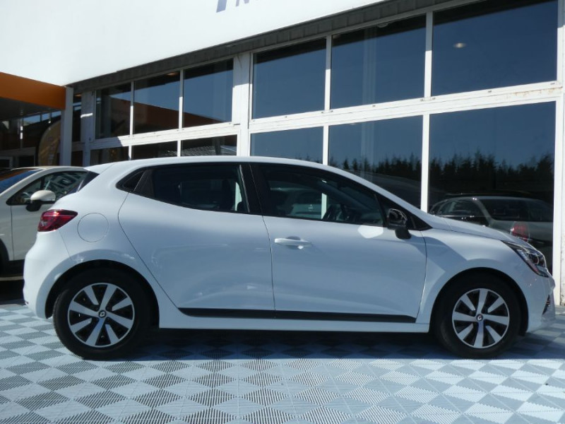 Photo 10 de l'offre de RENAULT CLIO V 1.6 E-TECH 140 BVA EQUILIBRE CarPlay 7" à 18890€ chez Mérignac auto