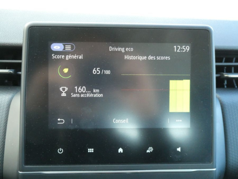 Photo 28 de l'offre de RENAULT CLIO V 1.6 E-TECH 140 BVA EQUILIBRE CarPlay 7" à 18890€ chez Mérignac auto