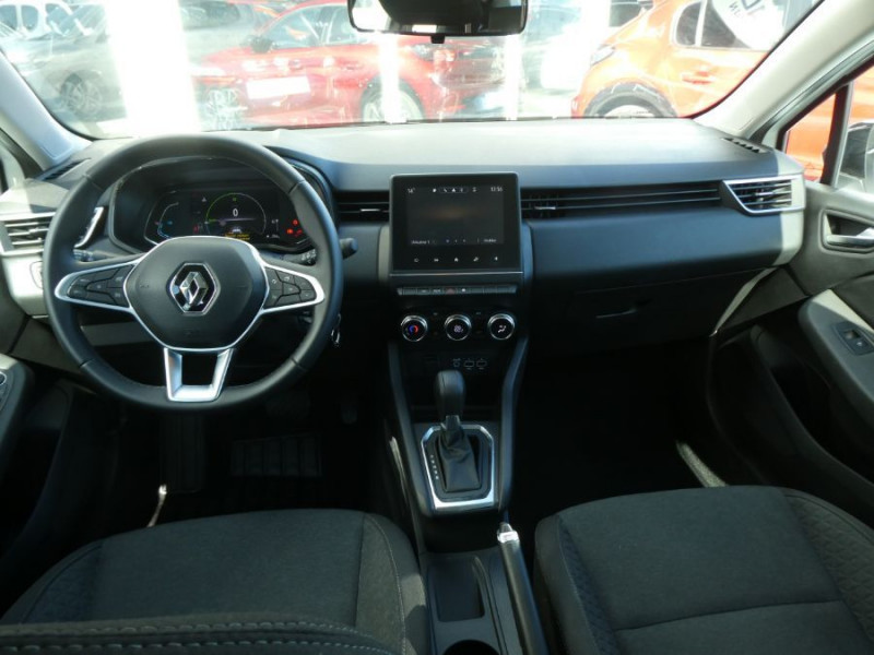 Photo 12 de l'offre de RENAULT CLIO V 1.6 E-TECH 140 BVA EQUILIBRE CarPlay 7" à 18890€ chez Mérignac auto