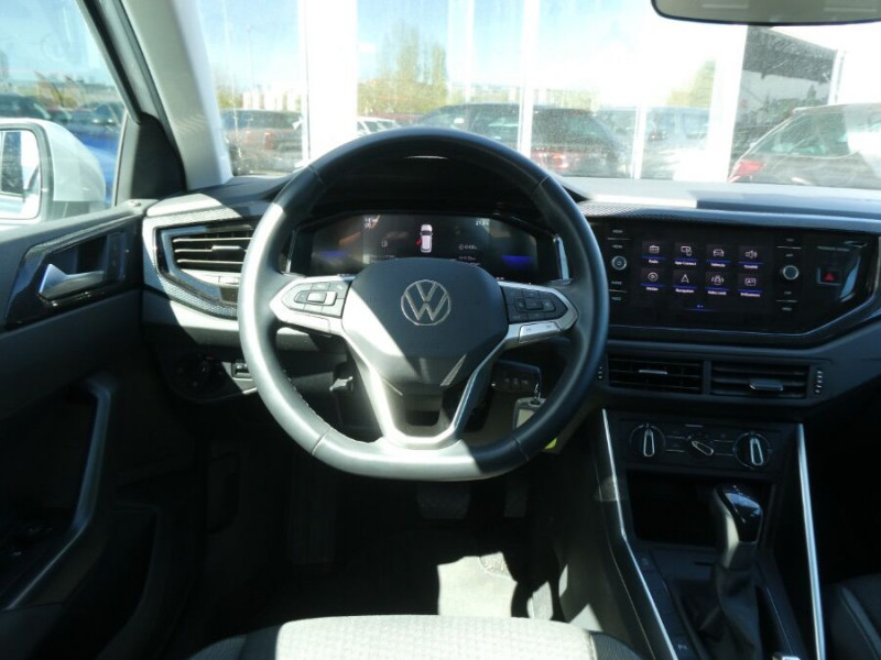 Photo 4 de l'offre de VOLKSWAGEN POLO VI 1.0 TSI 95 DSG7 LIFE Camera CarPlay Radars JA à 21450€ chez Mérignac auto