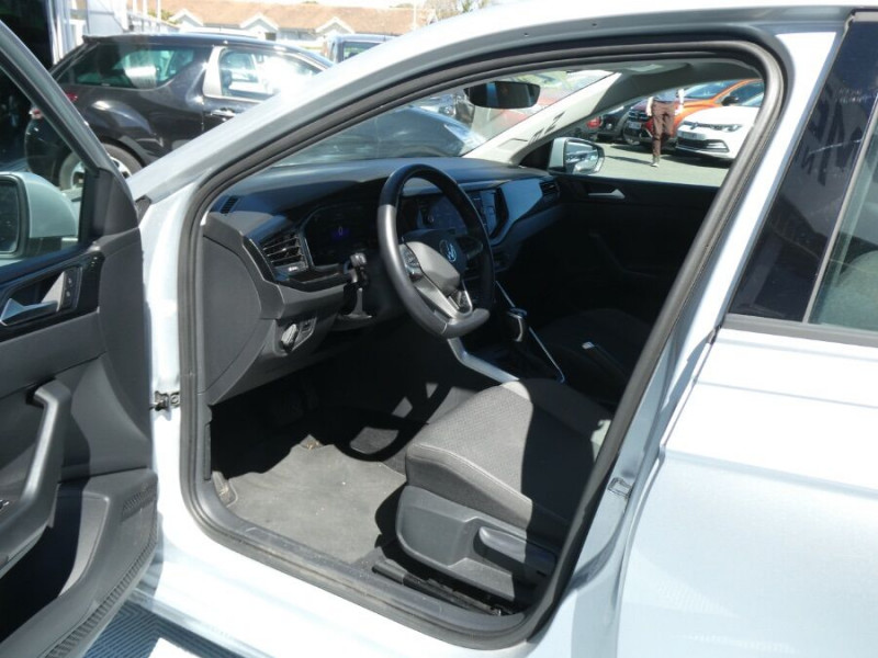 Photo 13 de l'offre de VOLKSWAGEN POLO VI 1.0 TSI 95 DSG7 LIFE Camera CarPlay Radars JA à 21450€ chez Mérignac auto