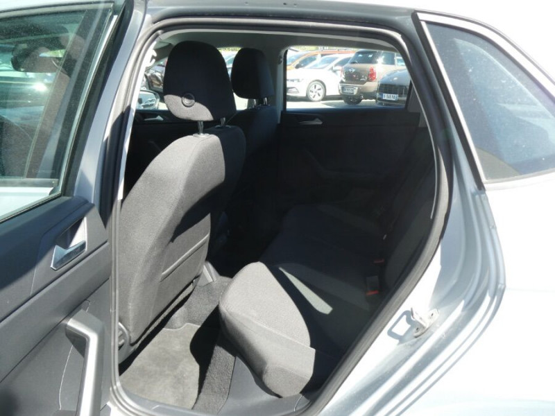 Photo 14 de l'offre de VOLKSWAGEN POLO VI 1.0 TSI 95 DSG7 LIFE Camera CarPlay Radars JA à 21450€ chez Mérignac auto