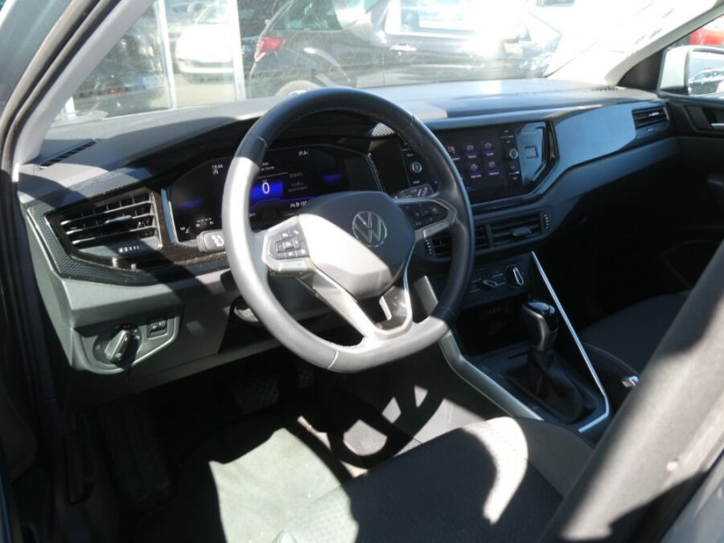 Photo 12 de l'offre de VOLKSWAGEN POLO VI 1.0 TSI 95 DSG7 LIFE Camera CarPlay Radars JA à 21450€ chez Mérignac auto