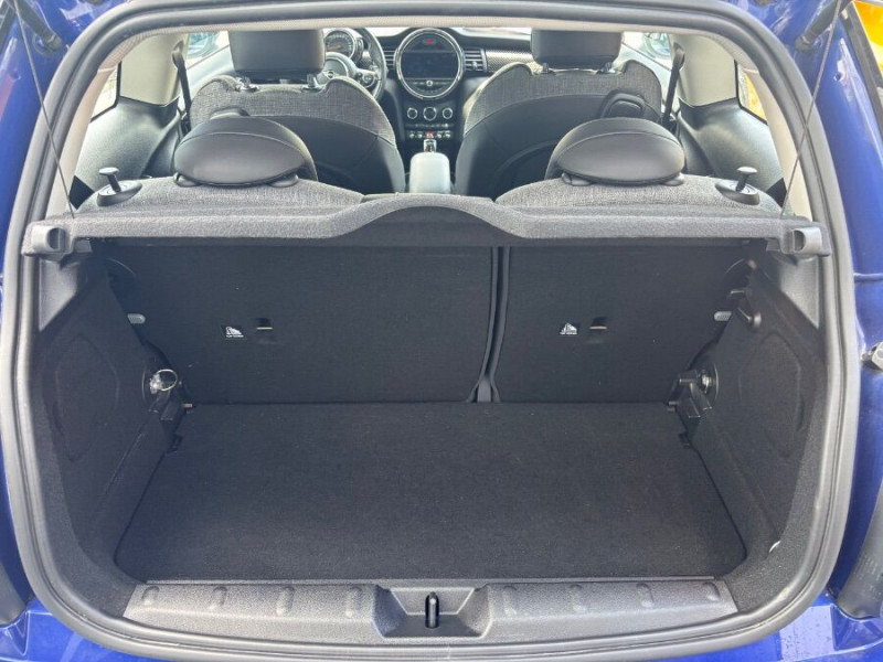 Photo 31 de l'offre de MINI MINI III 2.0 COOPER S 192 BVA7 TOE HIFI JA17 à 23950€ chez Mérignac auto