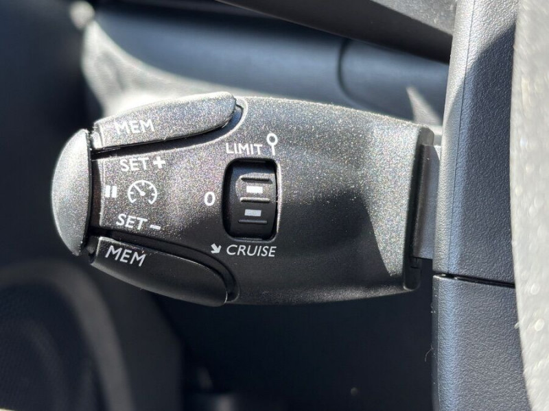 Photo 32 de l'offre de CITROEN C3 New 1.5 BlueHDi 100 BV6 SHINE GPS Camera JA16 à 16950€ chez Mérignac auto