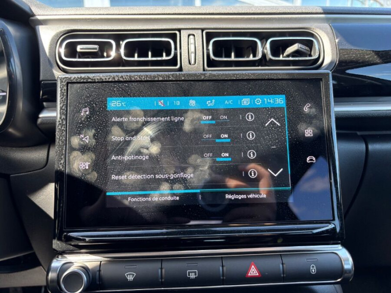 Photo 23 de l'offre de CITROEN C3 New 1.5 BlueHDi 100 BV6 SHINE GPS Camera JA16 à 16950€ chez Mérignac auto