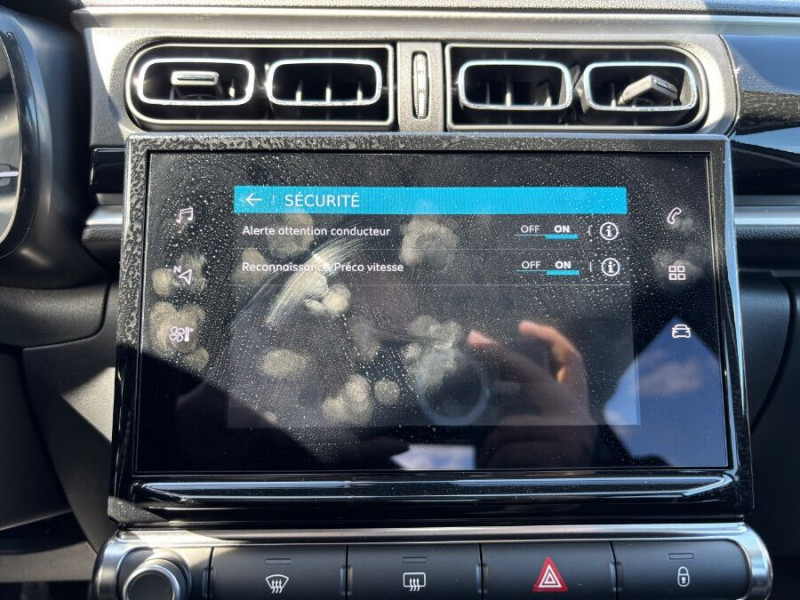 Photo 28 de l'offre de CITROEN C3 New 1.5 BlueHDi 100 BV6 SHINE GPS Camera JA16 à 16950€ chez Mérignac auto
