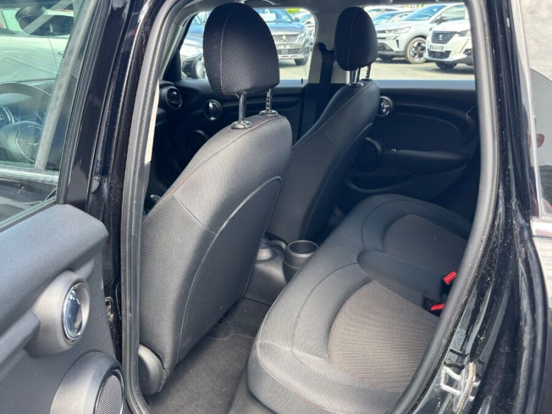 Photo 16 de l'offre de MINI MINI III ONE 102 BVM6 (F55) 5P GPS CLIM Auto Radar à 16470€ chez Mérignac auto