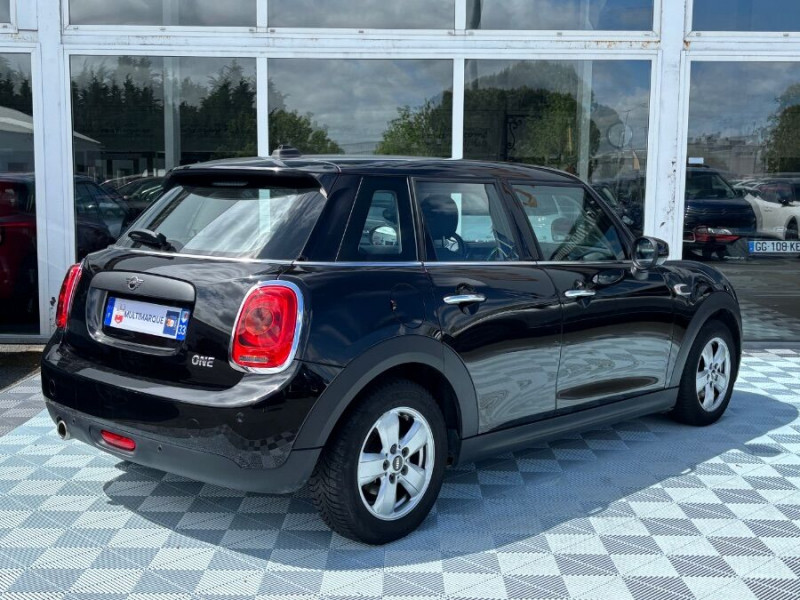 Photo 3 de l'offre de MINI MINI III ONE 102 BVM6 (F55) 5P GPS CLIM Auto Radar à 16470€ chez Mérignac auto