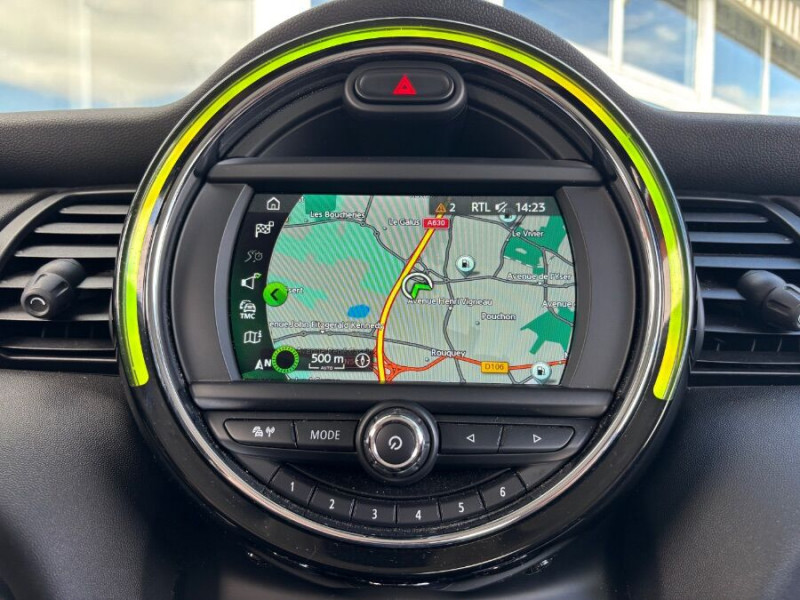 Photo 6 de l'offre de MINI MINI III ONE 102 BVM6 (F55) 5P GPS CLIM Auto Radar à 16470€ chez Mérignac auto