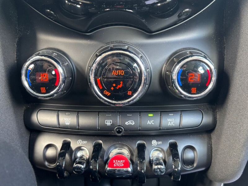 Photo 21 de l'offre de MINI MINI III ONE 102 BVM6 (F55) 5P GPS CLIM Auto Radar à 16470€ chez Mérignac auto