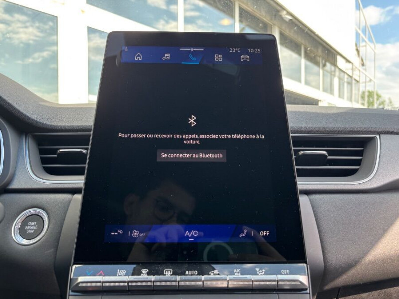 Photo 18 de l'offre de RENAULT SYMBIOZ II 1.6 E-TECH 145 EDC FULL HYBRID TECHNO GPS 10.4" Camera Radars à 29450€ chez Mérignac auto